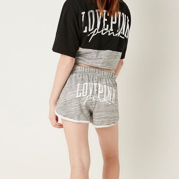 Victoria's Secret PINK Varsity Short with Pockets Gray Size Medium NEW